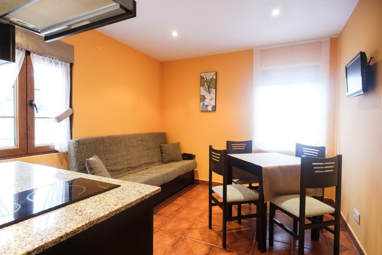 Apartamentos de Herminia Manzaneda  Exterior foto