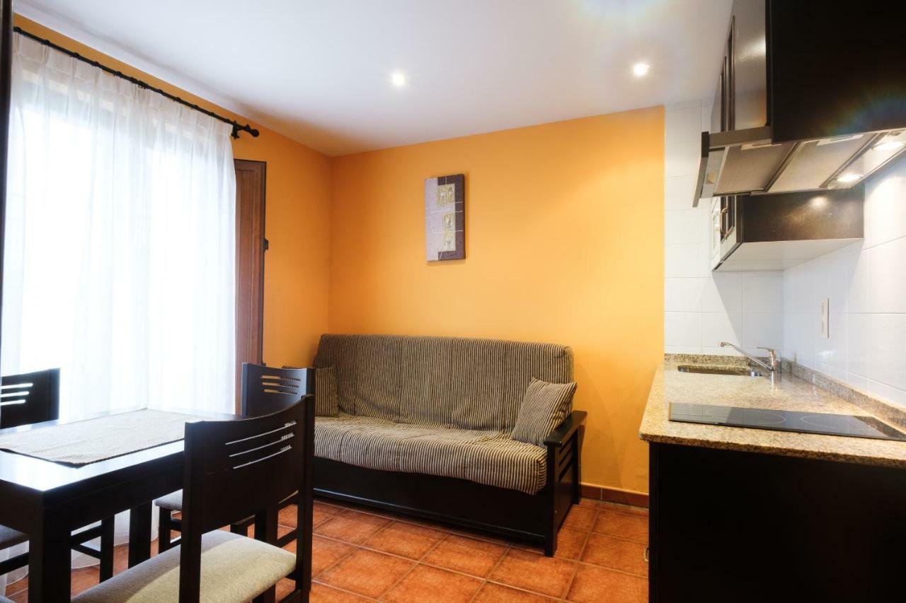 Apartamentos de Herminia Manzaneda  Exterior foto